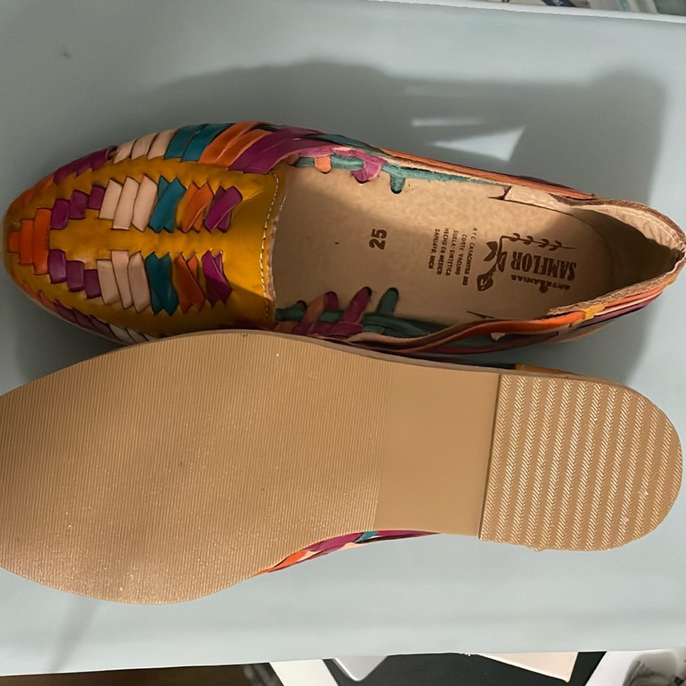 Traditional multicolor sandal
